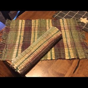 Woven placemats (2)